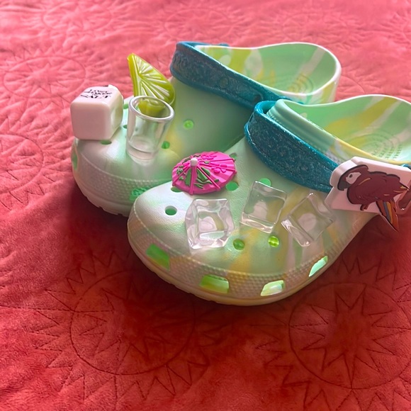 CROCS Shoes Margaritaville Crocsm4w6 Poshmark